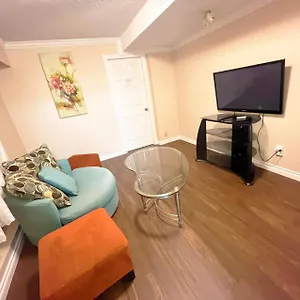 Homestay Private With Private Entrance King Bed, Richmond